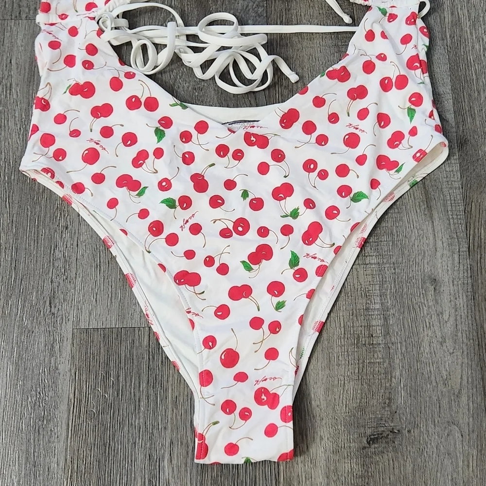 New!Frankie's Bikinis x Sydney‎ Sweeney Gemma Cherry-Print cut-out Swimsuit